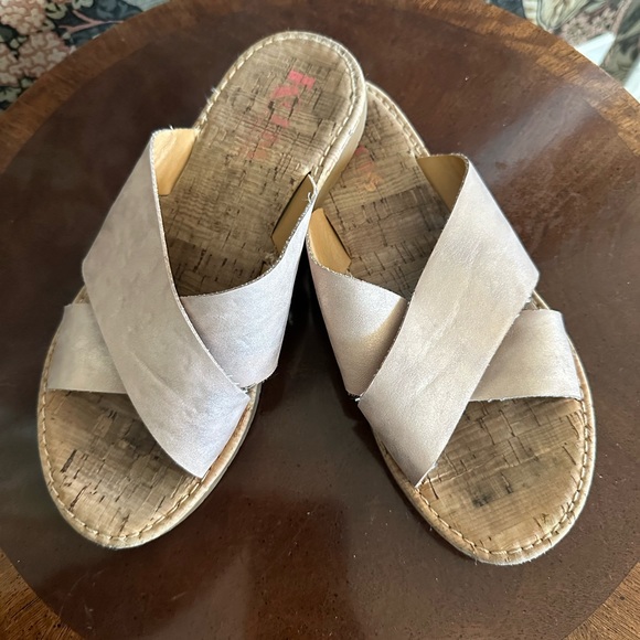 Kork’s Slides - Picture 2 of 3